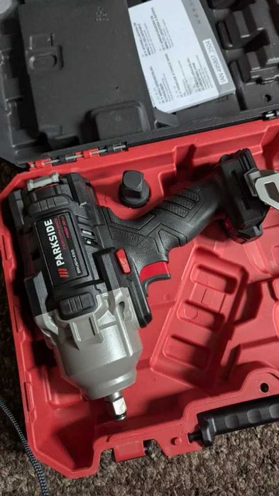 Parkside - Aparafusadora de impacto performance 1356 Nm (besta)