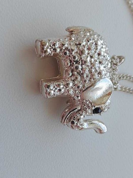 Підвіска сріблястий слоник цепочка подвеска  Avon