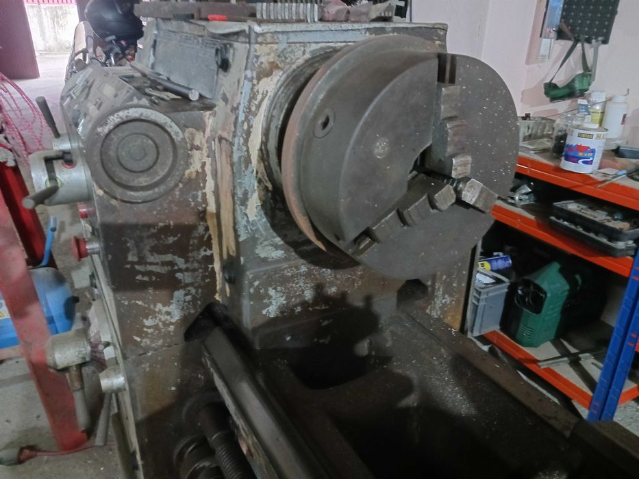 Torno Mecânico FFI 2 mt entre pontos