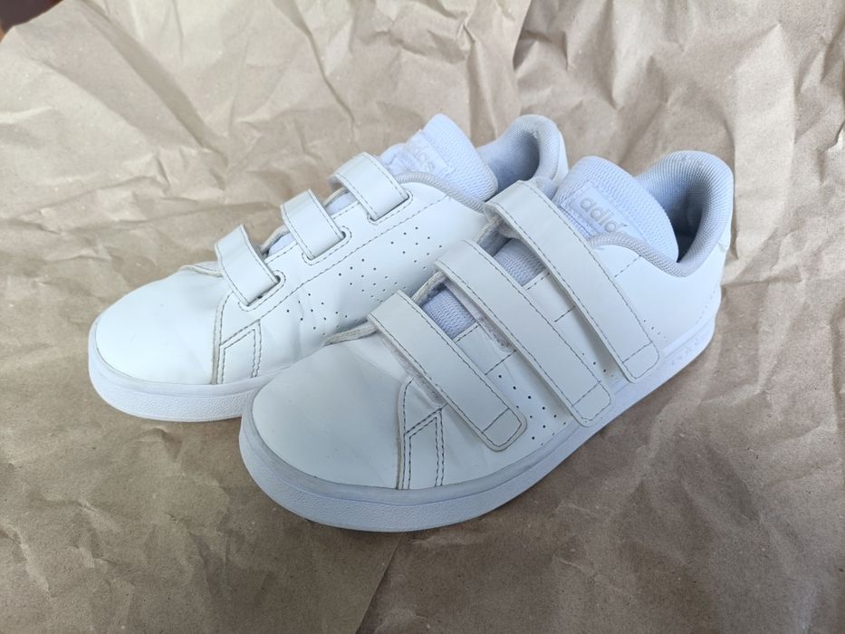 Кросівки Adidas Advantage Court  35 розмір