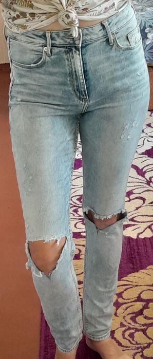 Жіночі рвані джинси М Denim