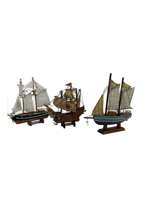 LOTE 10 Barcos decorativos artesanais