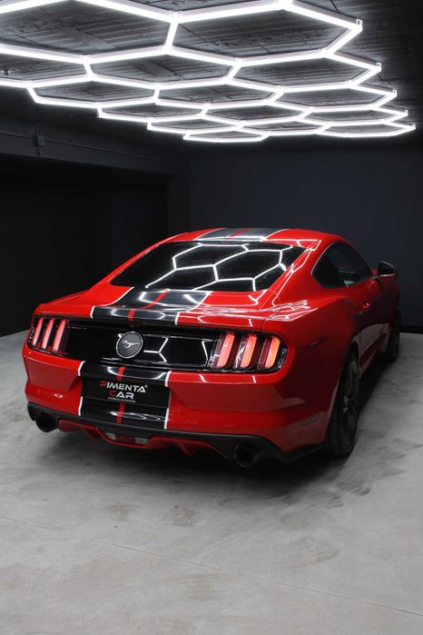 Ford Mustang 2.3i EcoBoost Pack Performance 317 CV (419€/Mês) - 120 Meses