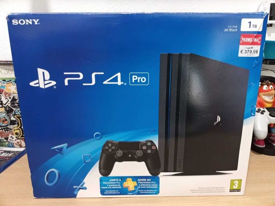 Vendo ps4 pro de 1 tb mais tres jogos