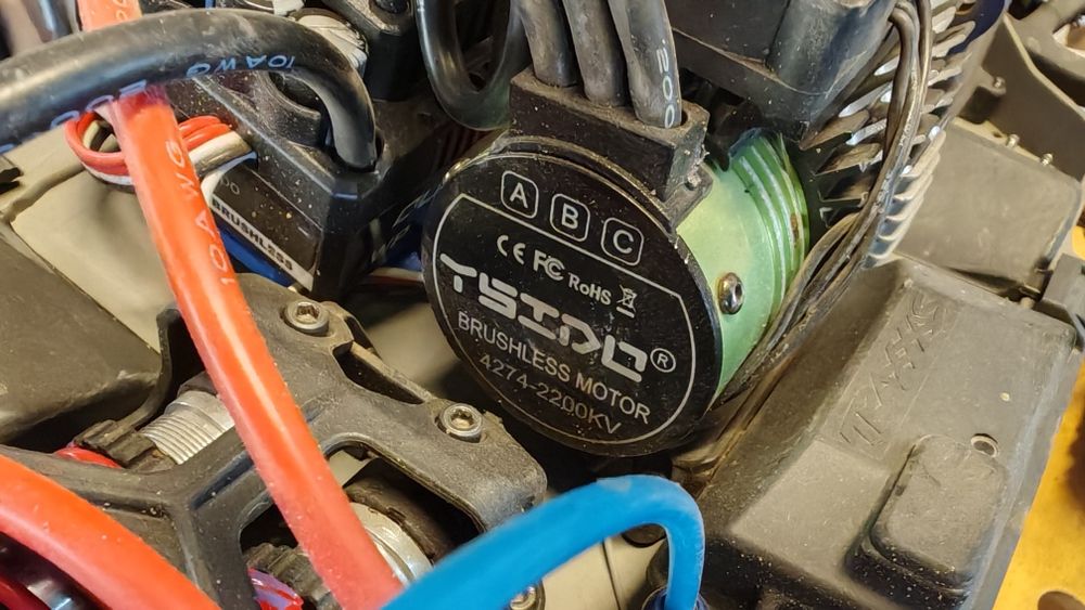 Traxxas E-Revo 2.0 Brushless po serwisie