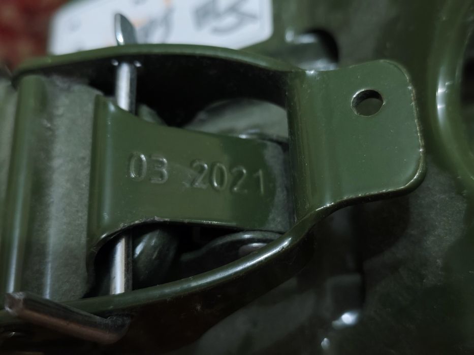 Каністра стальна 20 літрів нова