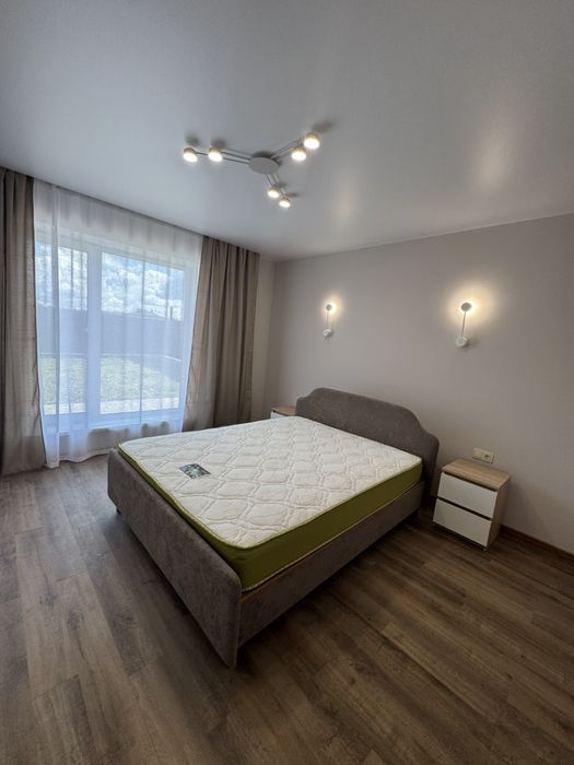 Продам  БЕЗ КОМІСІЇ новий будинок з ремонтом 80 км від м. Києва