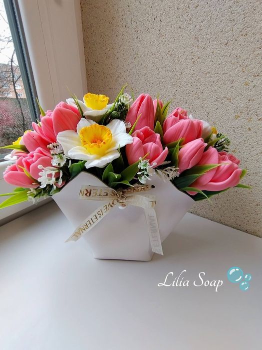 Мило ручної роботи