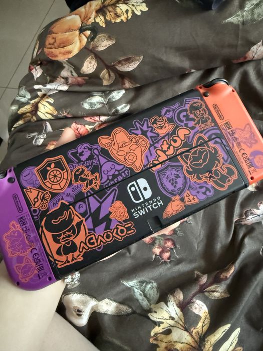 Nintendo Switch oled Pokemon Violet Edition