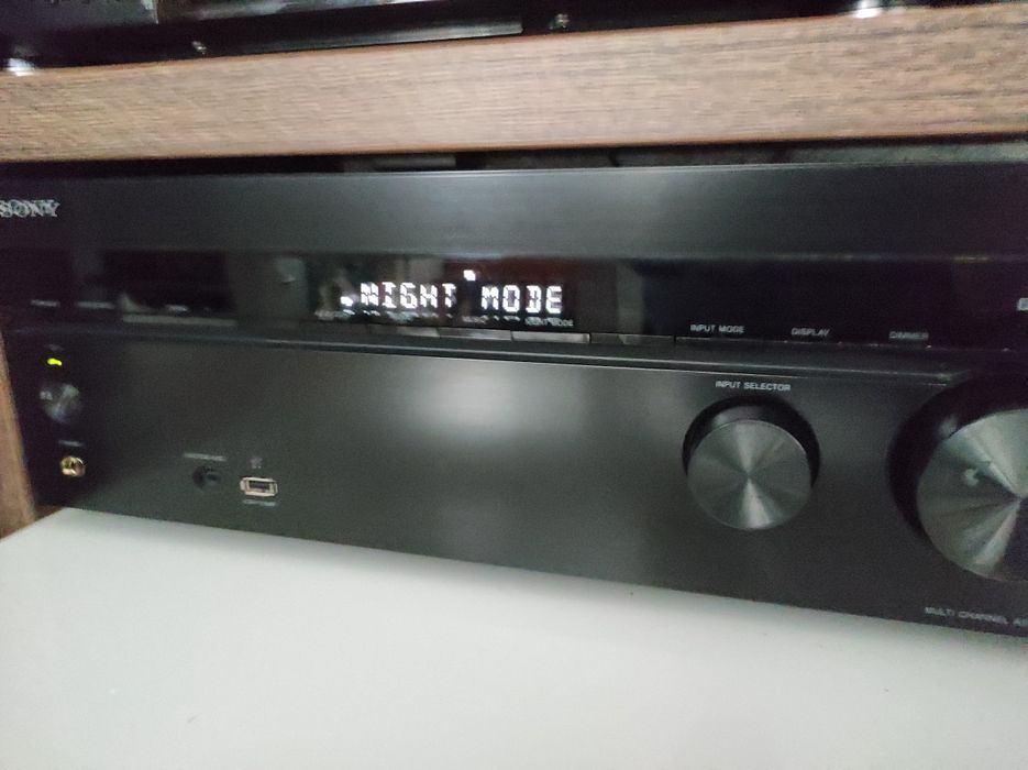 Amplituner kina domowego Sony str HD 550