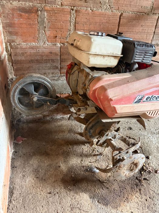 Motoinchada  a trabalhar