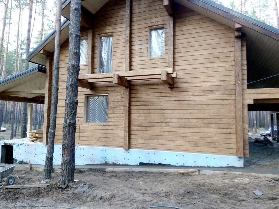 Будівництво котеджів із клеєного бруса, клеєний брус, будівництво