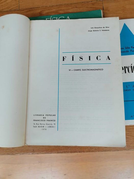 livros de física e química