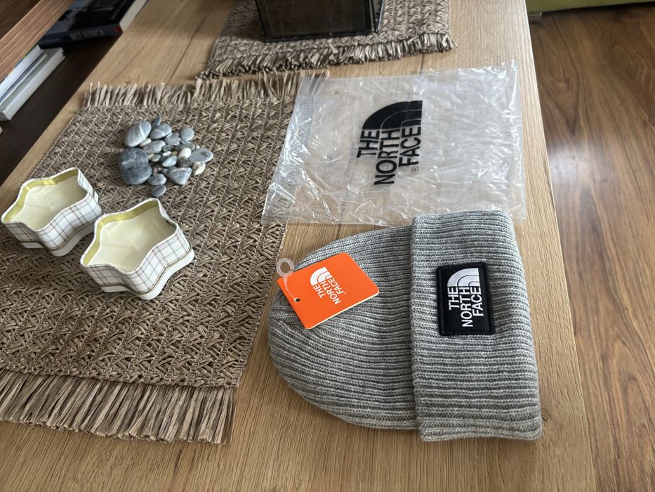 Szara czapka zimowa The North Face