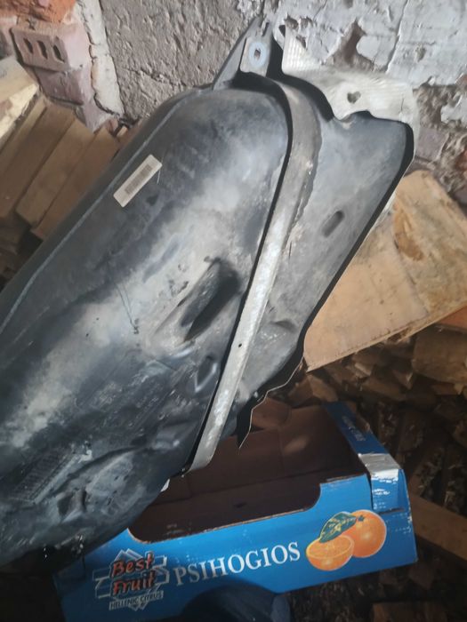 Sprzedam zbiornik paliwa