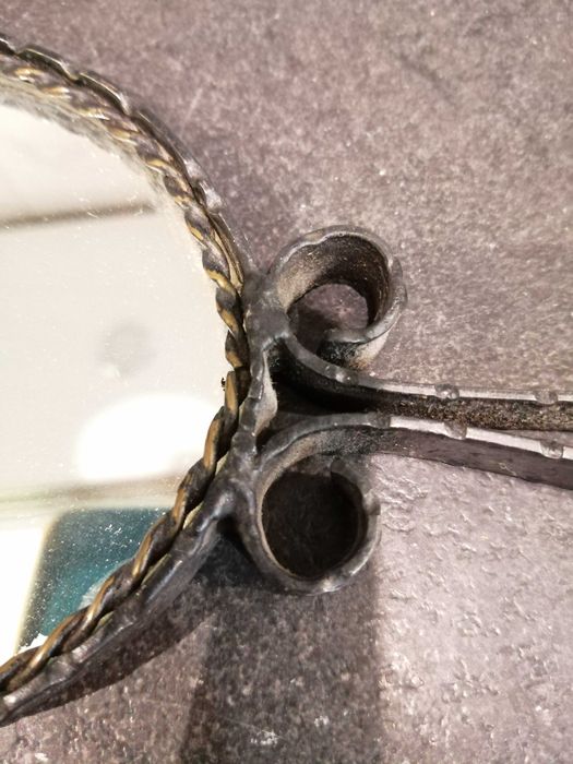 Lusterko z rączką - metaloplastyka PRL