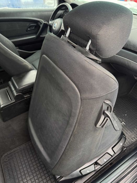 fotele BMW e46 compact EU - komplet przód + kanapa tył + 4 boczki