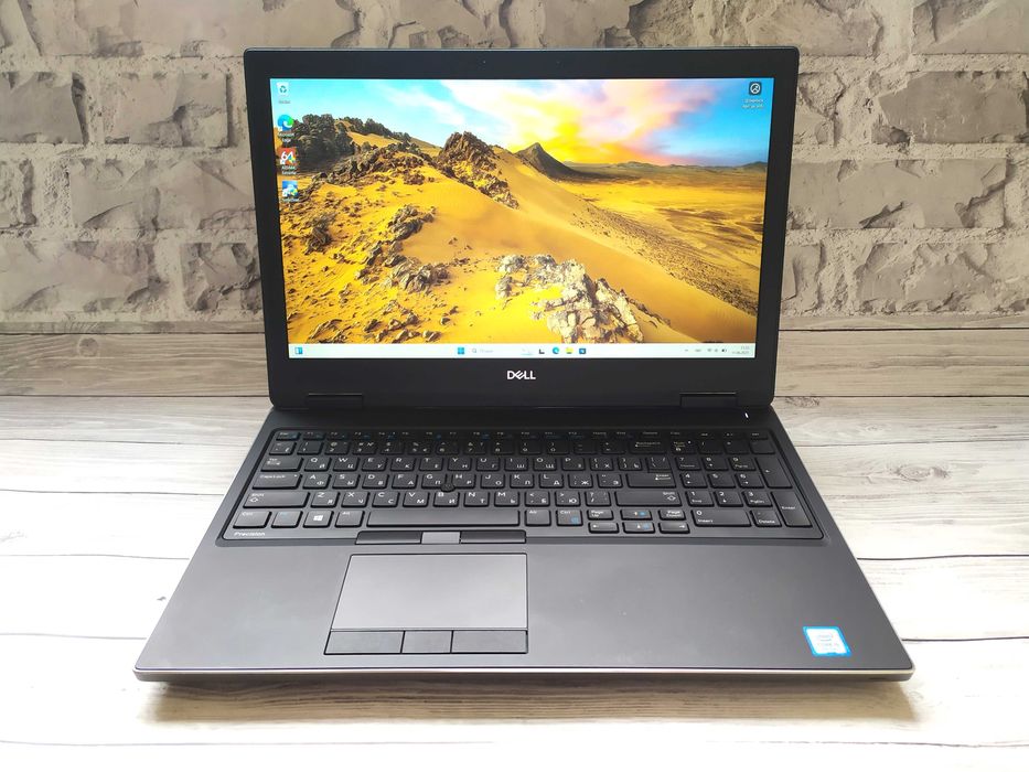 Dell Precision 7530 15" FHD IPS i5-8300H/16GB DDR4/256GB SSD NVMe/W11