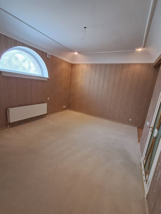 Продажа Помещение 200 м2 П.Поле