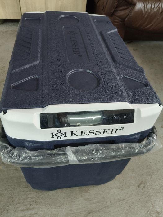 Lodówka turystyczna 12v 230v 24v