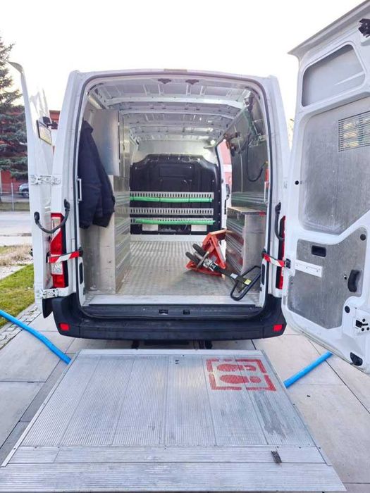 Usługi Transportowe do 3,5 t - bus z windą