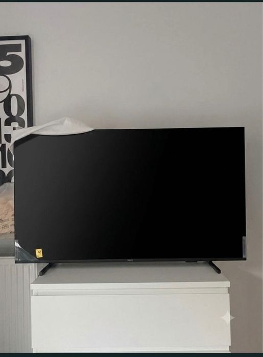 Selling my Philips 50” 4K Smart TV in excellent condition.