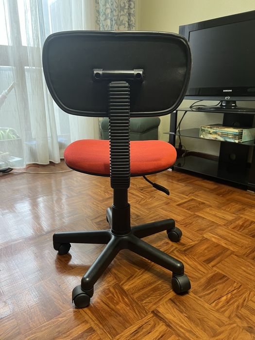 Cadeira para escritório vermelho