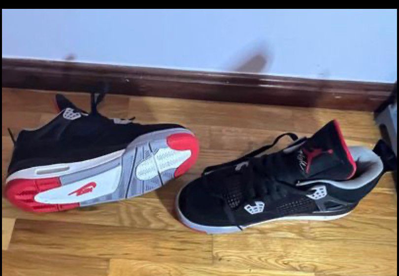Jordan4 Bred usado apenas 3 vezes
