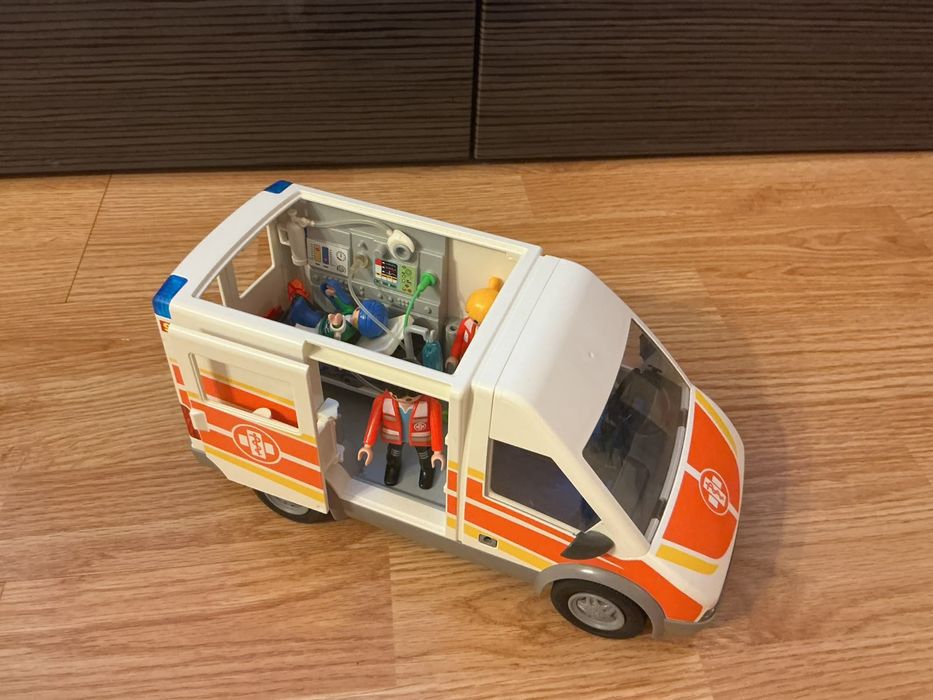 Playmobil 6685 – Ambulância