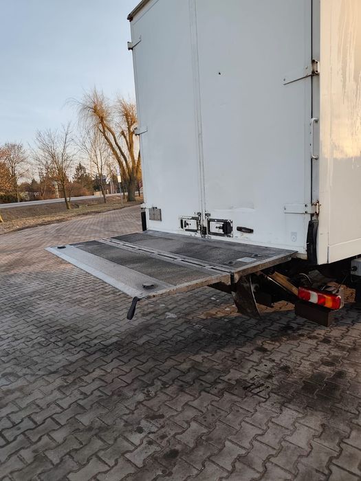 Mercedes Atego 816 izoterma winda