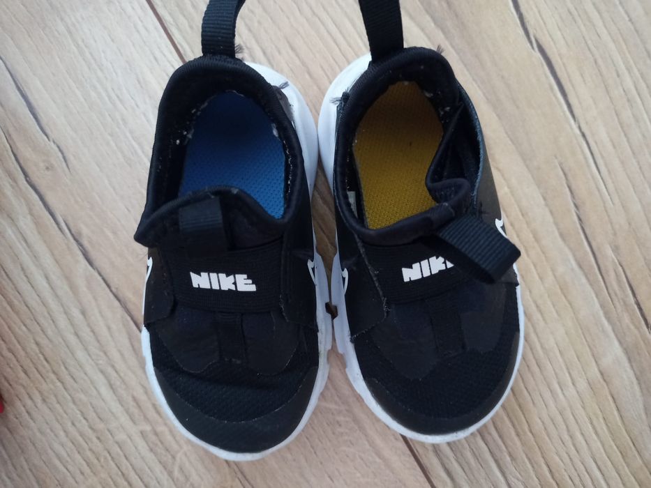 Buty uzywane  dziecięce nike rozm.  22