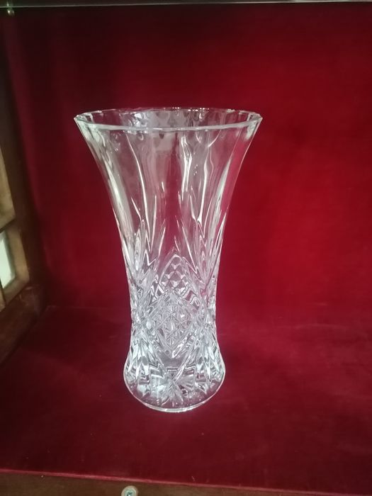 Handcrafted Glass Pitcher423212225450496002