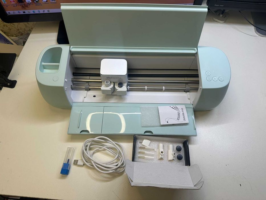 Плотер Cricut Explore 3
