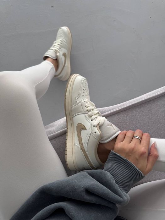 Кросівки Кроссовки AIR JORDAN RETRO 1 White Белый Білий Кросовки демісезон