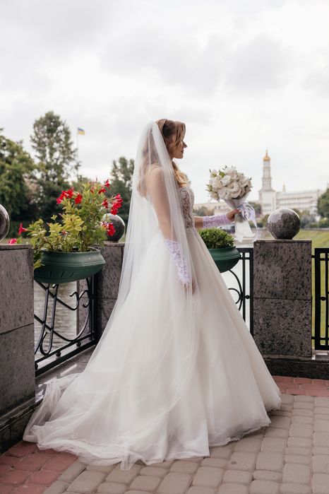 Свадебное платье