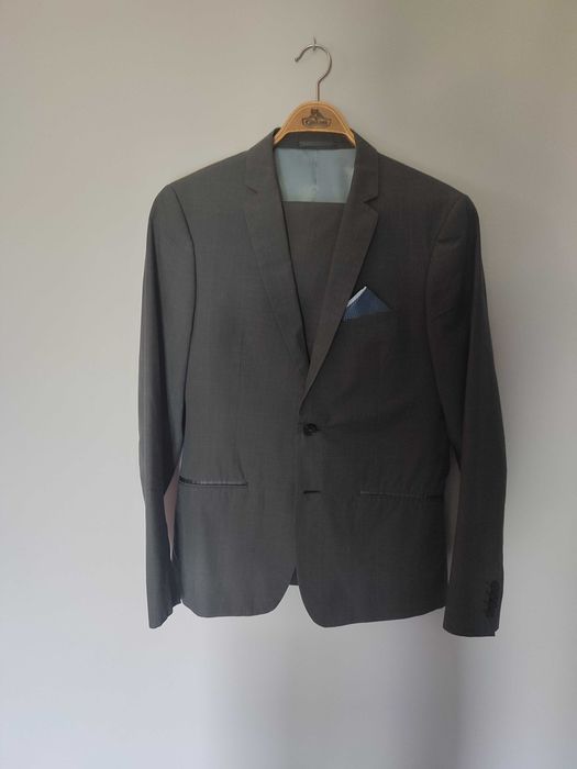 Garnitur Reserved szary Slim Fit – jak nowy