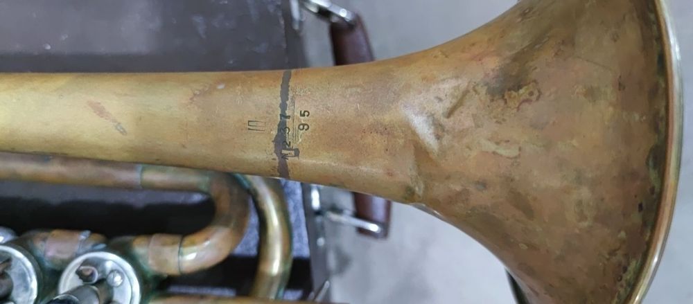 Корнет оркестровий у футлярі