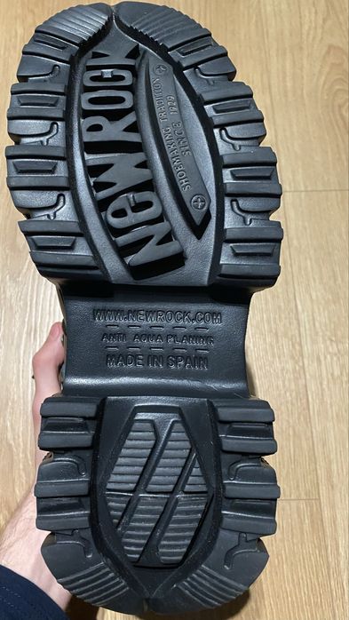 new rock M-TANK106-C2