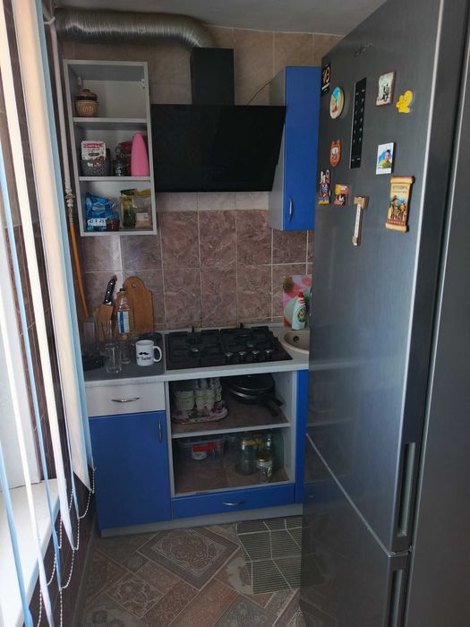Продам квартиру 3 кімнатну