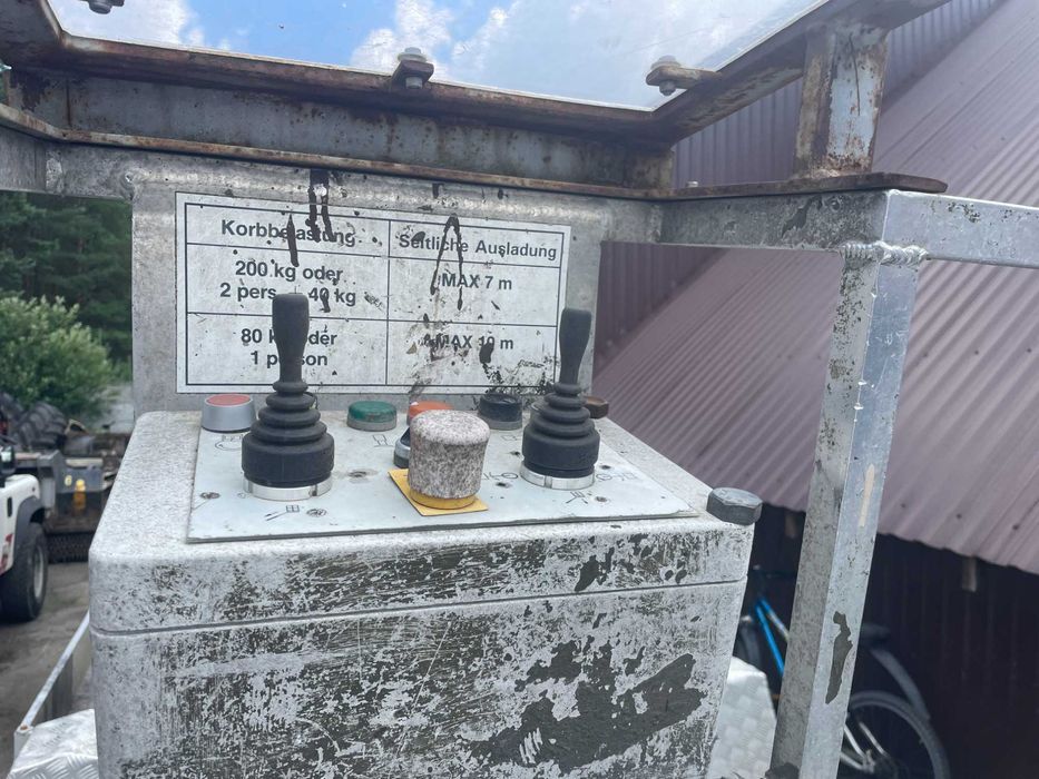 Podnośnik Koszowy Mercedes