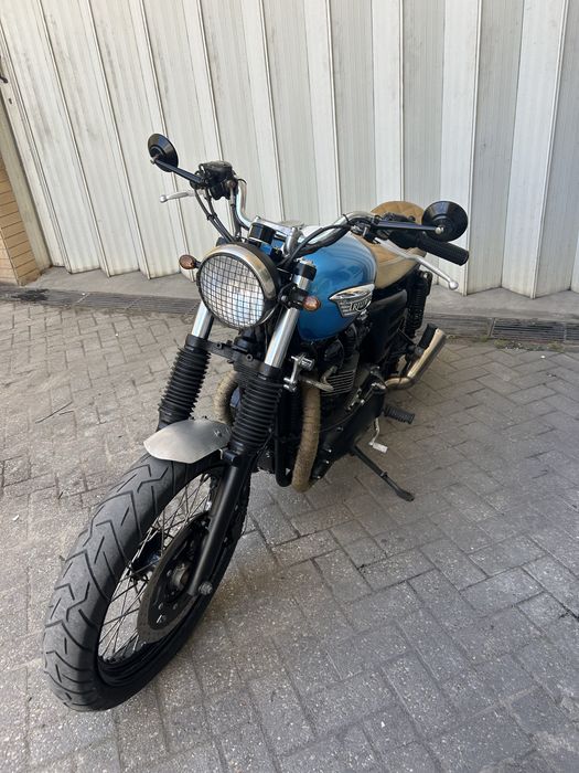 Triumph t100 bonneville de 2004