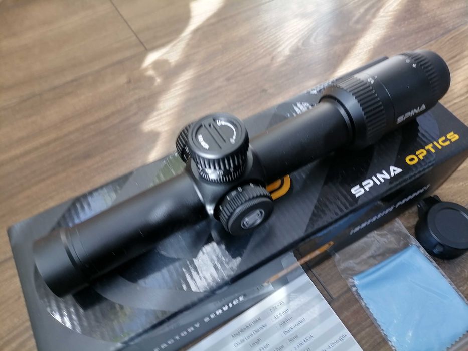 Новий приціл мінік Spina Optics LPVO 1.2-6x24IR 1/2 Mil-Dot. Загонник.