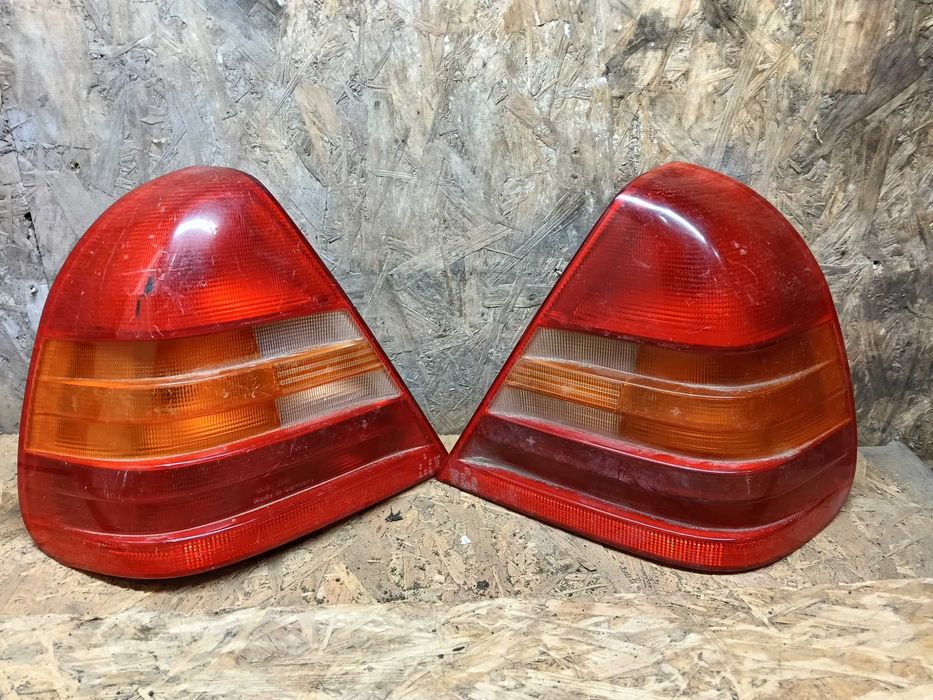 Ліхтар задній Мерседес W 202 Mercedes W 202 2028200264