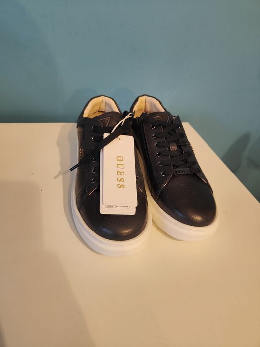 Buty damskie Guess