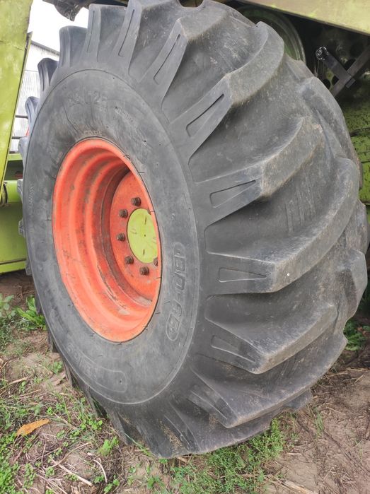 Claas Dominator 76 гідрохід, Mercedes двигун