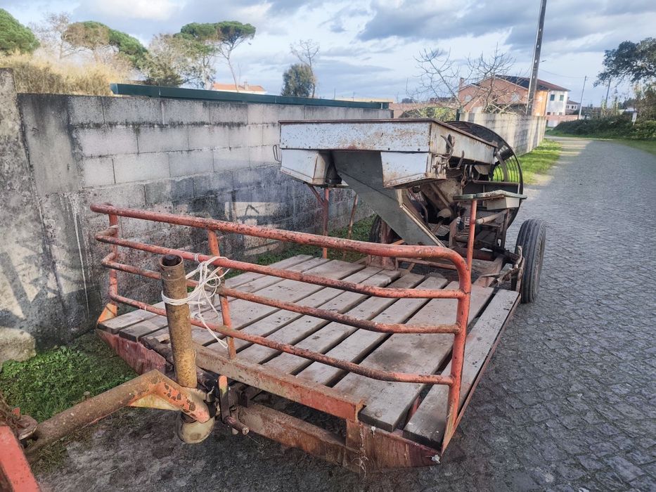 Máquina arrancar batatas