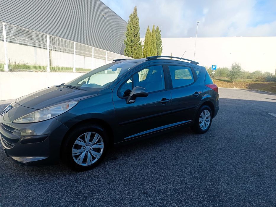 VENDO Peugeot SW carrinha  Gasolina 2009