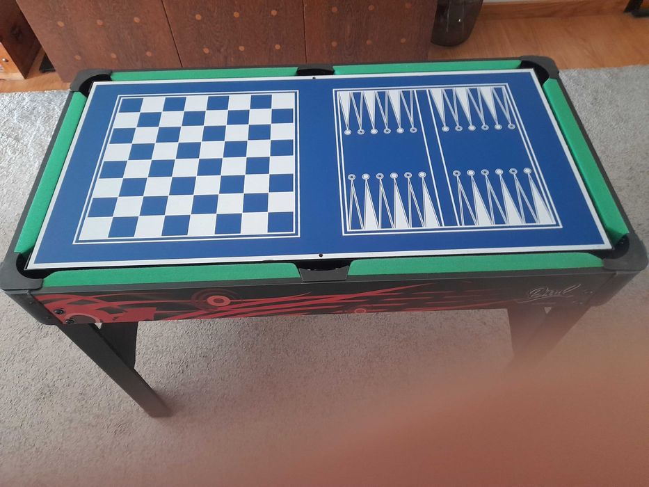 Bilhar com diversos jogos os que estão na fotografias e outros