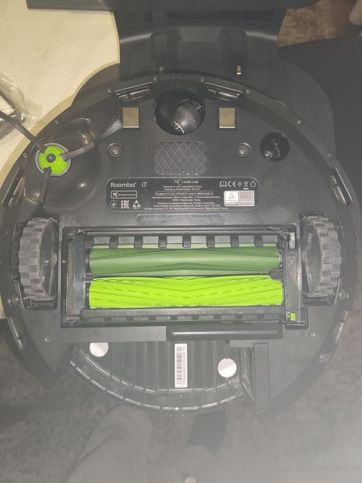 Irobot roomba i7+