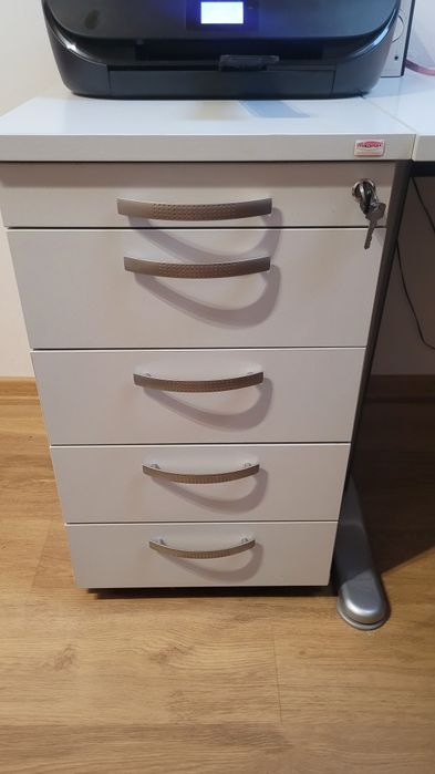 Biurko biurowe Mikomax